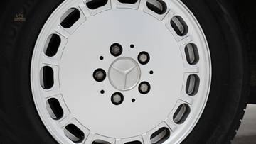 Thumbnail von Mercedes-Benz 560 SL '86