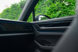 Thumbnail von Porsche Macan E 100kWh Performance 408PS |Pano|BOSE|ACC
