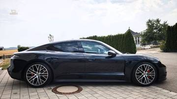 Thumbnail von Porsche Taycan 4S Perf Chrono Leder 360° Luft 14Weg Bose