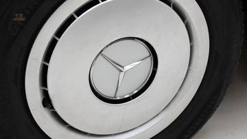 Thumbnail von Mercedes-Benz 230 CE '88