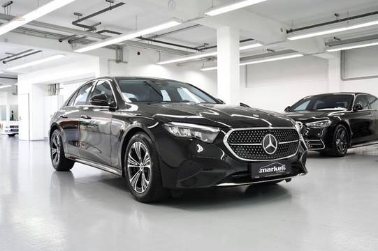 Mercedes-Benz E 220 d ! MODELL 2026 ! PANORAMA / 2xAVANTGARDE