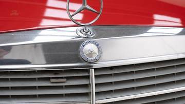 Thumbnail von Mercedes-Benz W123 300 TD '80