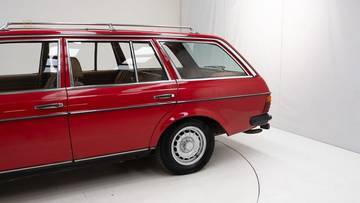 Thumbnail von Mercedes-Benz W123 300 TD '80