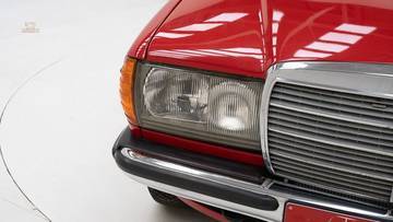 Thumbnail von Mercedes-Benz W123 300 TD '80