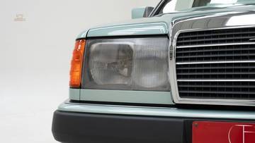 Thumbnail von Mercedes-Benz 300 CE '92