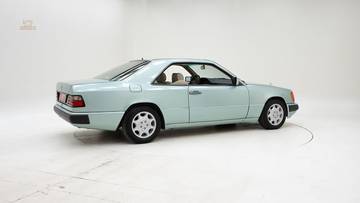 Thumbnail von Mercedes-Benz 300 CE '92