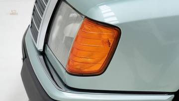 Thumbnail von Mercedes-Benz 300 CE '92