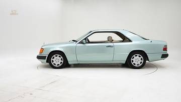 Thumbnail von Mercedes-Benz 300 CE '92