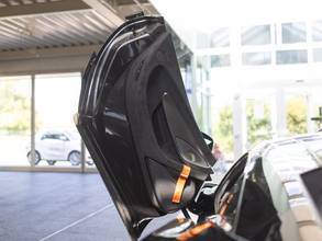 Thumbnail von McLaren 620R RPack,CarbonExterieur,B&W,MSO,allblack,1.Hd