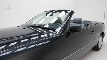 Thumbnail von Mercedes-Benz E 220 Cabriolet '94
