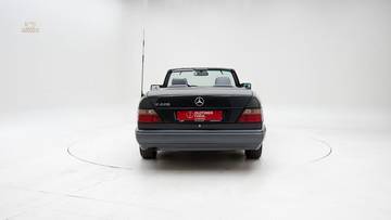 Thumbnail von Mercedes-Benz E 220 Cabriolet '94
