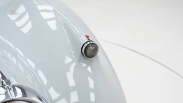 Thumbnail von Jaguar XK 150 SE DHC '61