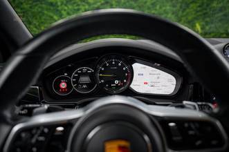 Thumbnail von Porsche Cayenne E-Hy |FondKino|360|Inno|PDCC|HiALe|SAG