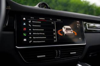 Thumbnail von Porsche Cayenne E-Hy |FondKino|360|Inno|PDCC|HiALe|SAG
