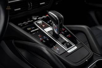 Thumbnail von Porsche Cayenne E-Hy |FondKino|360|Inno|PDCC|HiALe|SAG