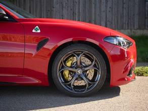 Thumbnail von Alfa Romeo Quadrifoglio Oro //1 of 83//Carbon//Akrapovic!