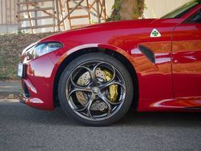 Thumbnail von Alfa Romeo Quadrifoglio Oro //1 of 83//Carbon//Akrapovic!
