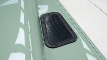 Thumbnail von Land Rover Defender Heritage 90 '2015