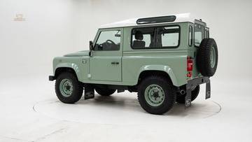 Thumbnail von Land Rover Defender Heritage 90 '2015
