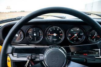 Thumbnail von Porsche 911 2,4l E Coupé Ölklappe