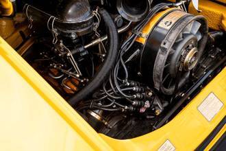 Thumbnail von Porsche 911 2,4l E Coupé Ölklappe