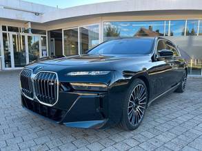 Thumbnail von BMW M760 e xDrive - B&W, Fond-TV., Executive Lounge