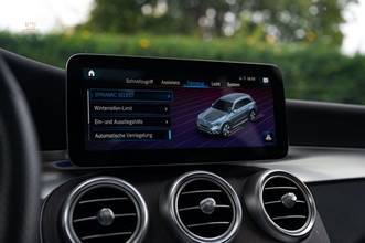 Thumbnail von Mercedes-Benz GLC 300e 4MATIC AMG |Burmstr|HUD|360|Pano|El.AHK