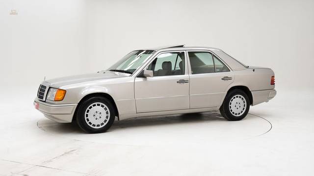 Mercedes-Benz 300 E '92