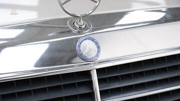 Thumbnail von Mercedes-Benz 300 E '92