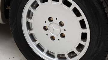 Thumbnail von Mercedes-Benz 300 E '92