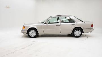 Thumbnail von Mercedes-Benz 300 E '92