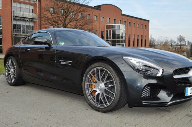 Mercedes-Benz AMG GT S AMG Speedshift 7G-DCT