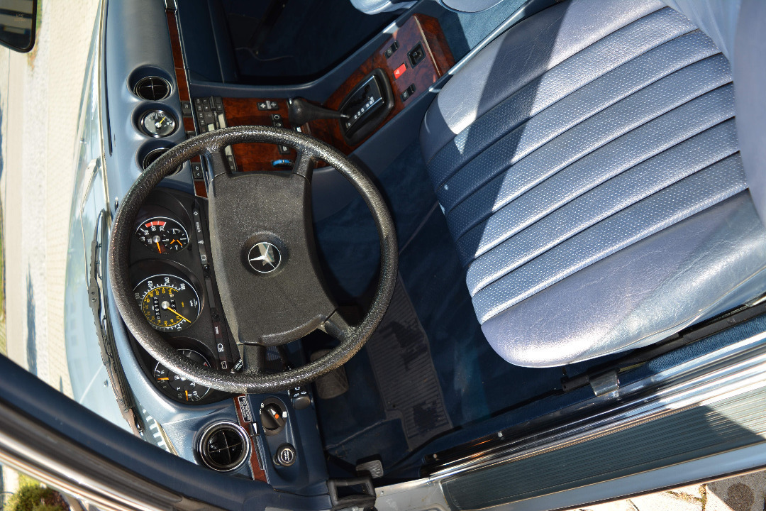 Thumbnail von Mercedes Benz SL 380 / W107 -  NEW Condition