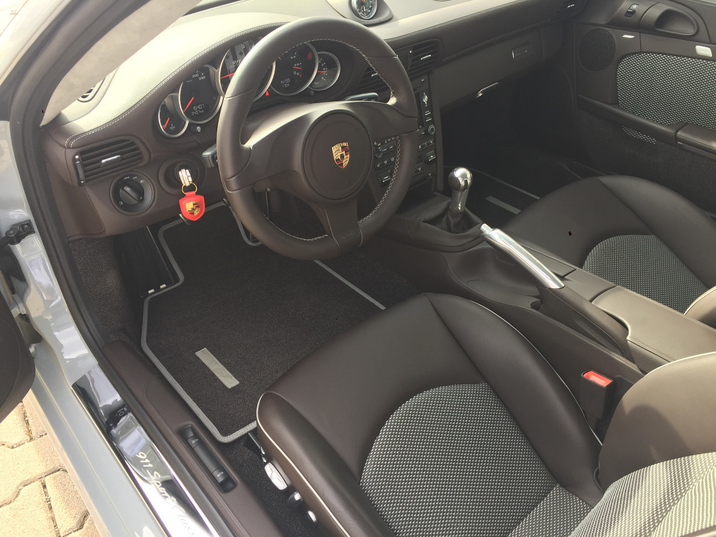 Thumbnail von Porsche  911  Sport Classic  -  one of 250