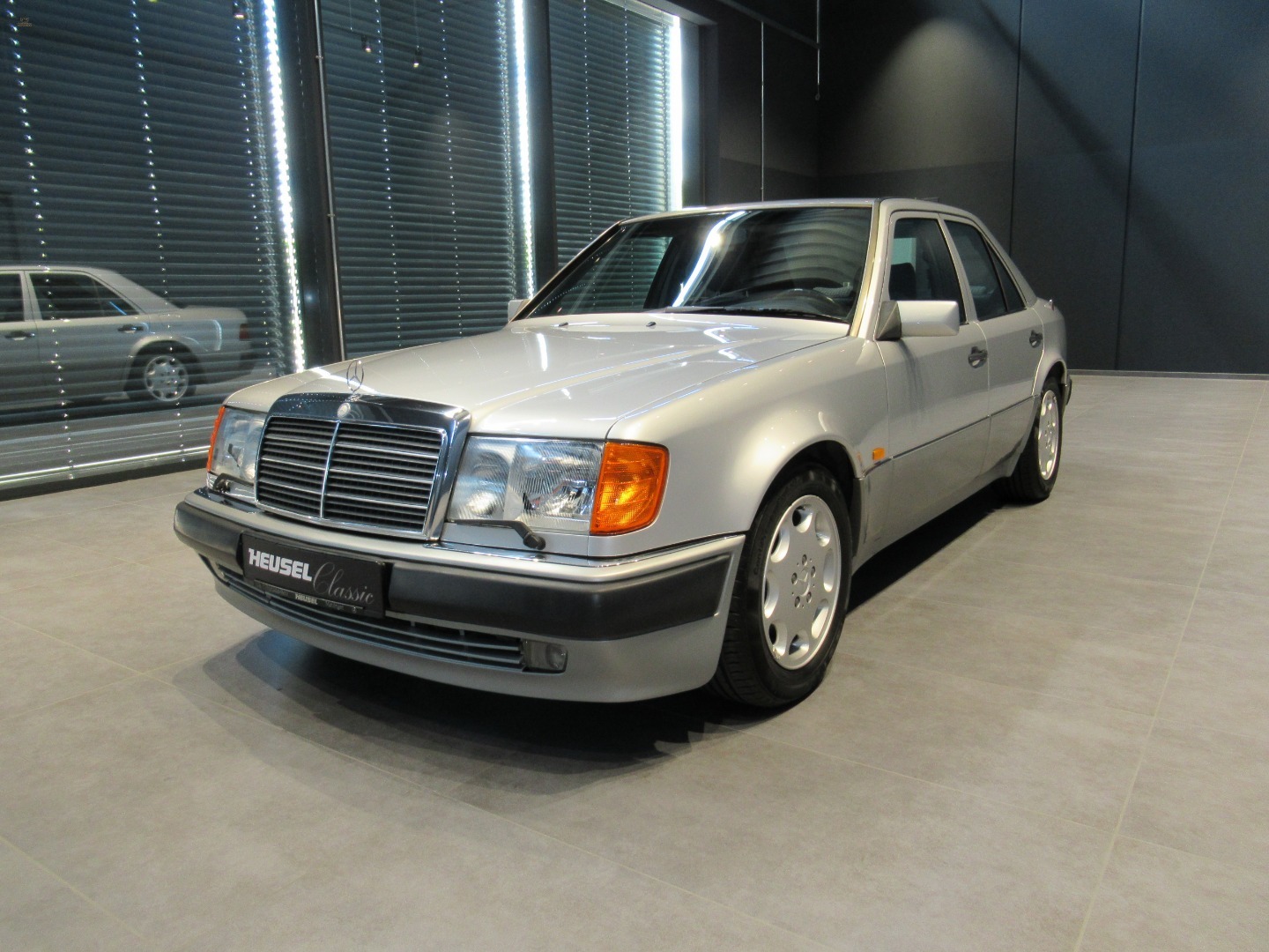 Thumbnail von 500 E (W124) *Sammlerfahrzeug*Manufactured by Porsche*