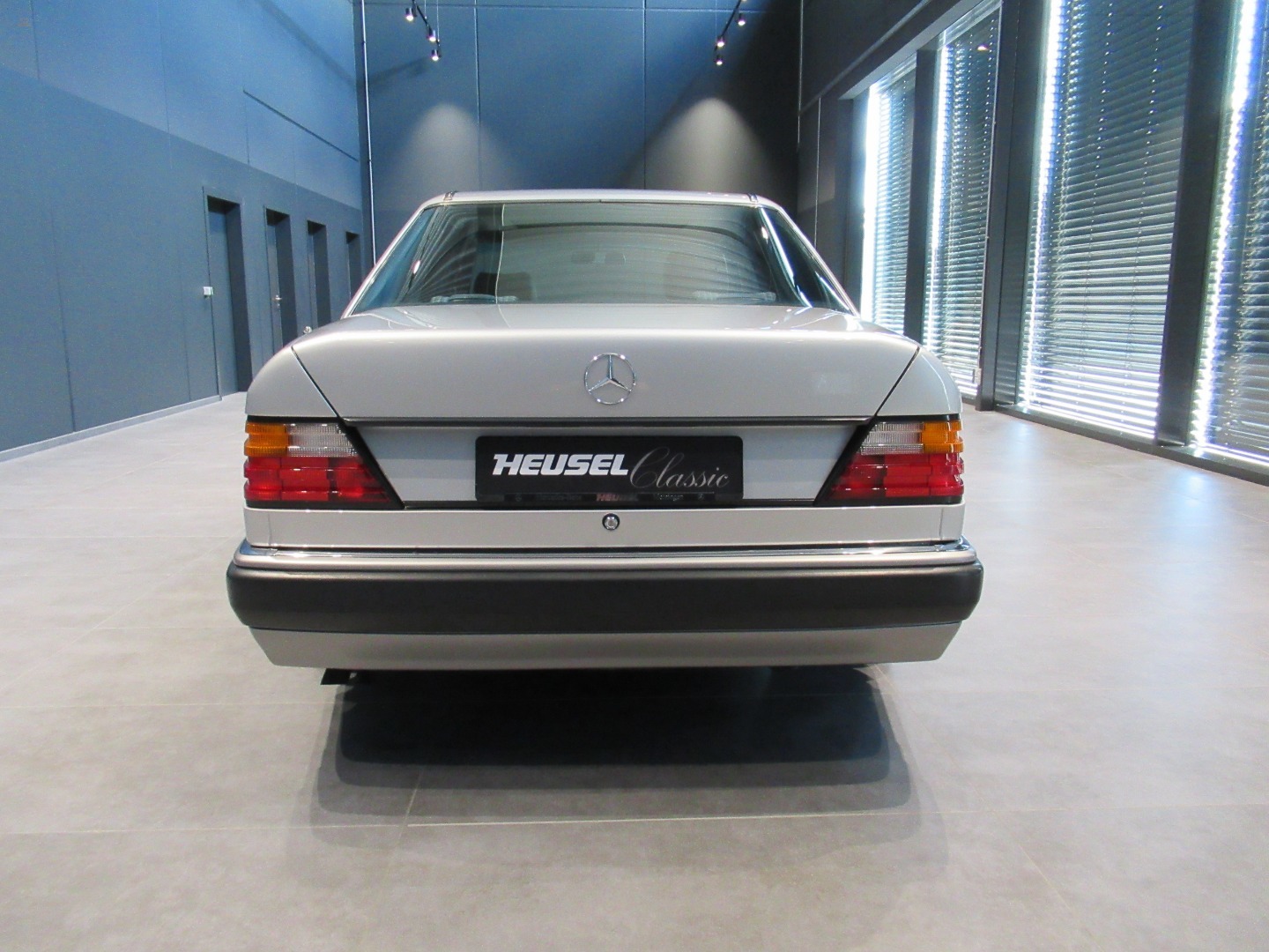 Thumbnail von 500 E (W124) *Sammlerfahrzeug*Manufactured by Porsche*