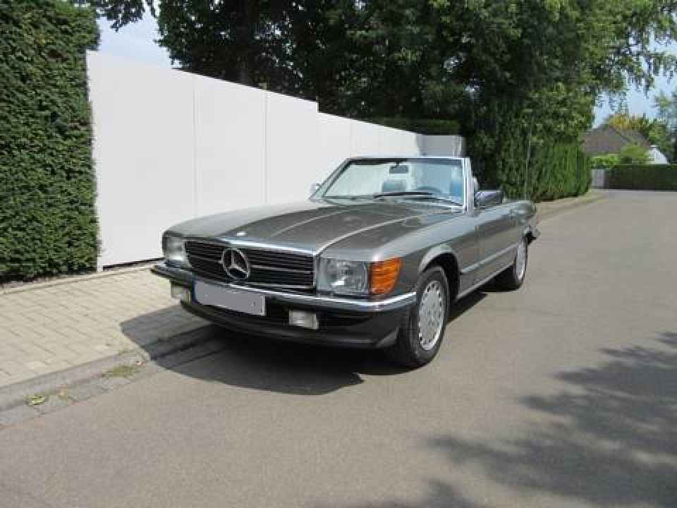 ** VENTA PRIVADA** Vehículo de colección de primera categoría, revisión técnica exhaustiva