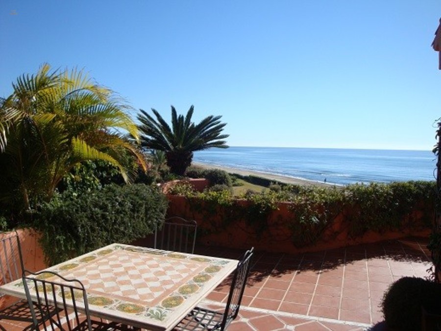 Thumbnail von Luxus-Wohnung in Los Monteros R2152969