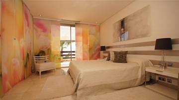 Thumbnail von Luxus-Wohnung in Sierra Blanca R2727791