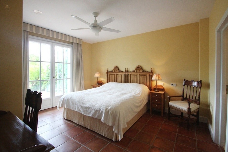 Thumbnail von Luxus-Villa in Elviria R2042027