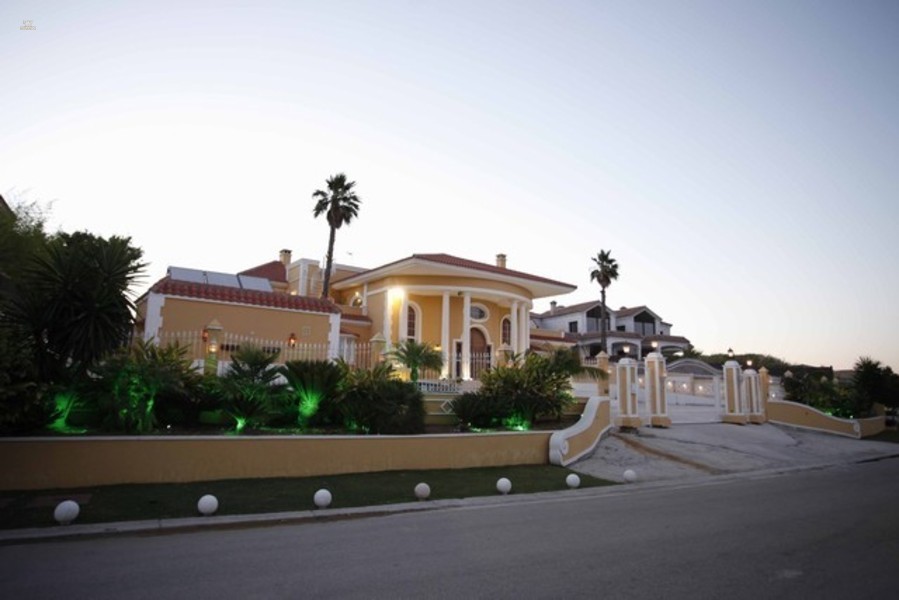 Thumbnail von Luxus-Villa in Sotogrande Alto R2307689