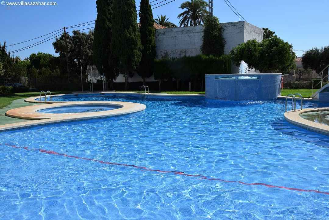 ***Nova Romana Appartement mit kleinem Garten in Strandnähe***