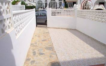 Thumbnail von ***Hübsches Reihenhaus über 2 Ebenen mit 2 Schlafzimmern in attraktiver Lage in Torrevieja***