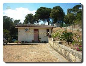 Thumbnail von Immogold Villetta mitten im Madoniepark, ca. sieben Kilometer oberhalb von Cefalu