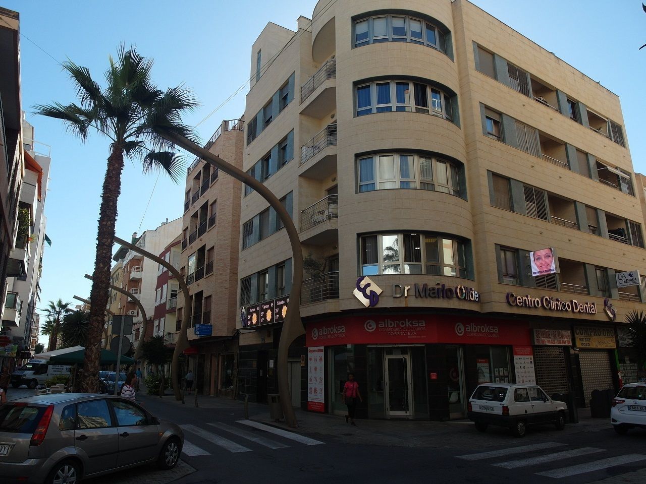 ***Attraktive Komfortwohnung im Herzen der Stadt mit 3 Schlafzimmern  und 2 Bädern***