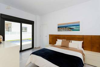 Thumbnail von ***Großzügige 4-Zimmer-Einfamilienhäuser in modernem Design mit Privatpool***