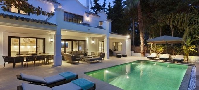 Luxus-Villa in The Golden Mile R2582189 