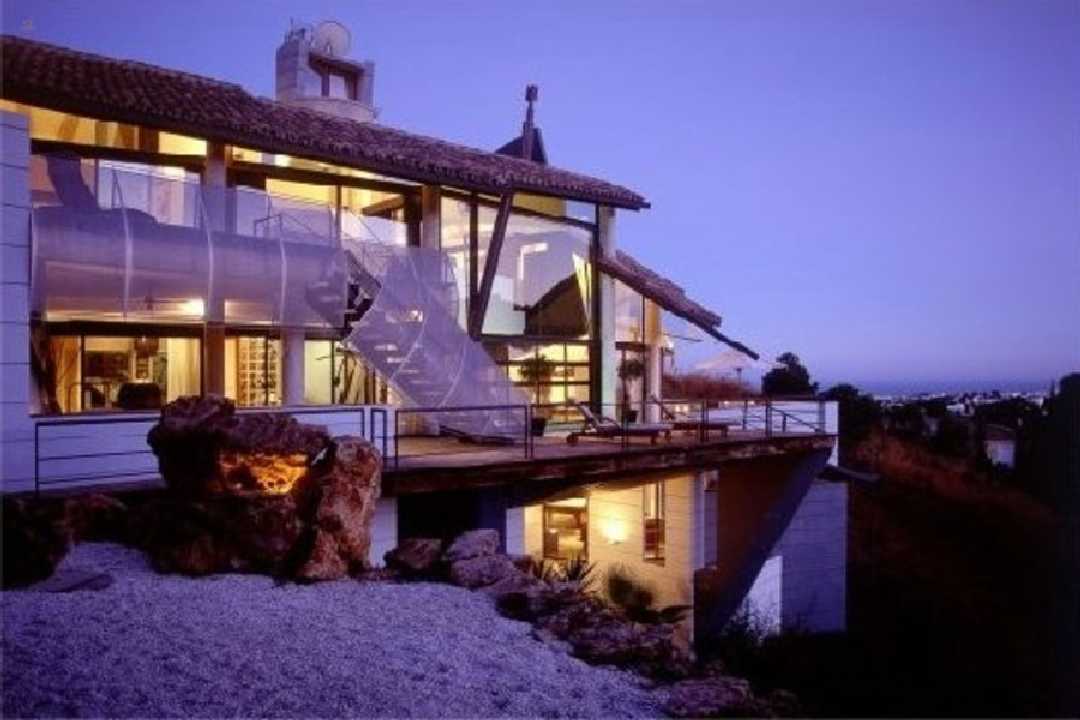 Luxus-Villa in Nueva Andalucia R166785 