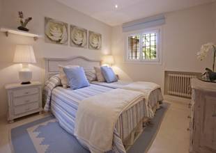 Thumbnail von Luxus-Villa in Sotogrande R2773091