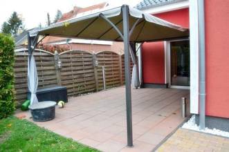 Thumbnail von Familiendomizil mit Nebengelass und tollem Garten